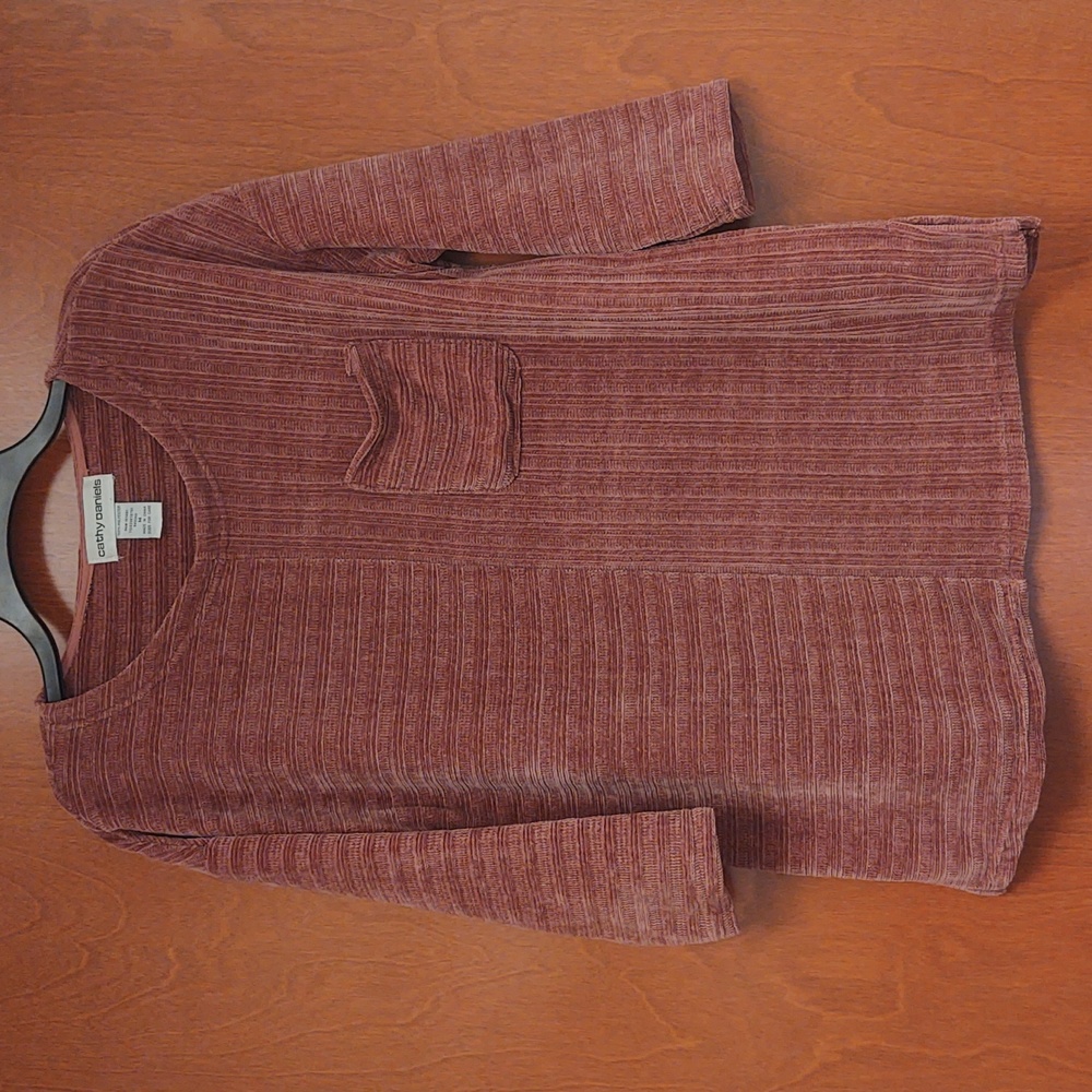 *SALE* EUC Cathy Daniels Mauve Top Size M